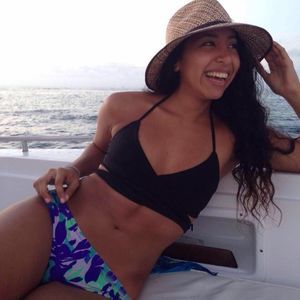 Meet your Posher, Daniela